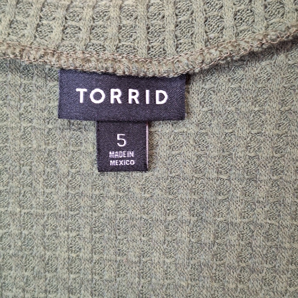 Torrid Womens 3 US 3X Waffle Button Front Tie Front Top Olive Green Dolman Slvs - Picture 8 of 10